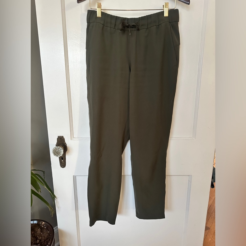 Lululemon On the Fly 7/8 Pant Size 8